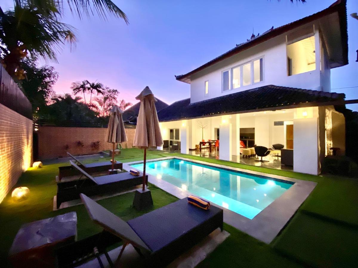 Villa Julia | Heart Of Seminyak | 350M Beach Dış mekan fotoğraf